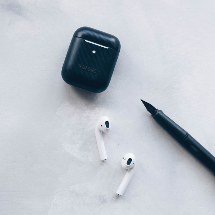 Coque en fibre de carbone v&eacute;ritable pour Apple AirPods, Noir satin&eacute;