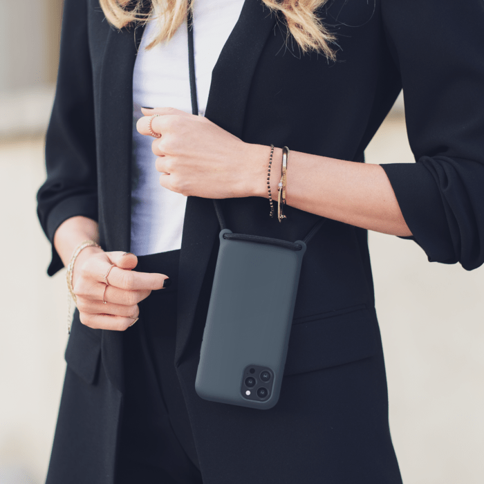 Coque en gel de silicone doux en bandouli&egrave;re pour Apple iPhone 12 Pro Max, Noir satin