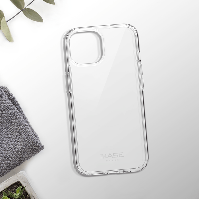 Coque hybride invisible fabriqu&eacute;e &agrave; 83 % de plastique recycl&eacute; pour Apple iPhone 15, transparente