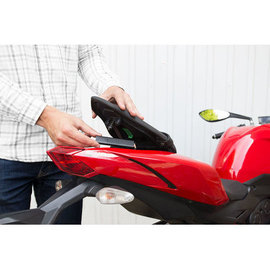 Roadie - Tracker GPS sans carte SIM - Localiser : voiture, moto, sac, enfant, personne &acirc;g&eacute;e - Jusqu'&agrave; 8 mois d'autonomie