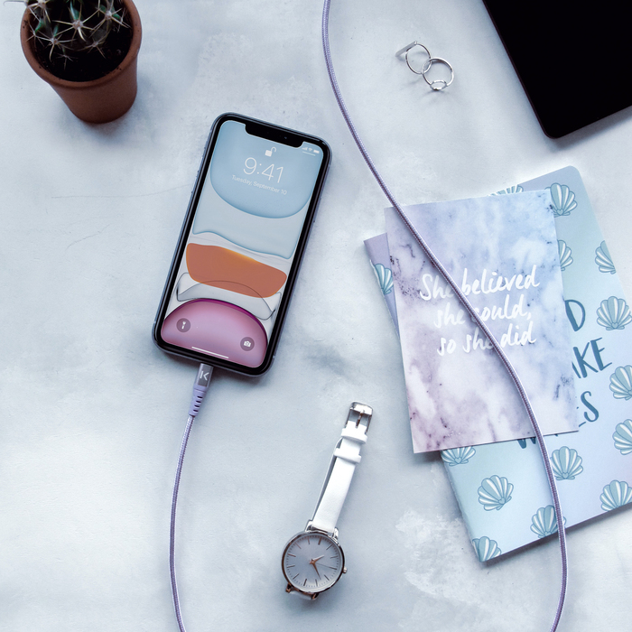 C&acirc;ble USB-C vers Lightning certifi&eacute; MFi Apple m&eacute;tallis&eacute; tress&eacute; Charge/sync (1M), Violet Lilas