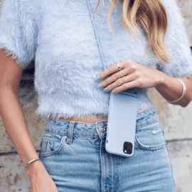 Coque en gel de silicone doux en bandouli&egrave;re pour Apple iPhone 12/12 Pro, Bleu Lilas