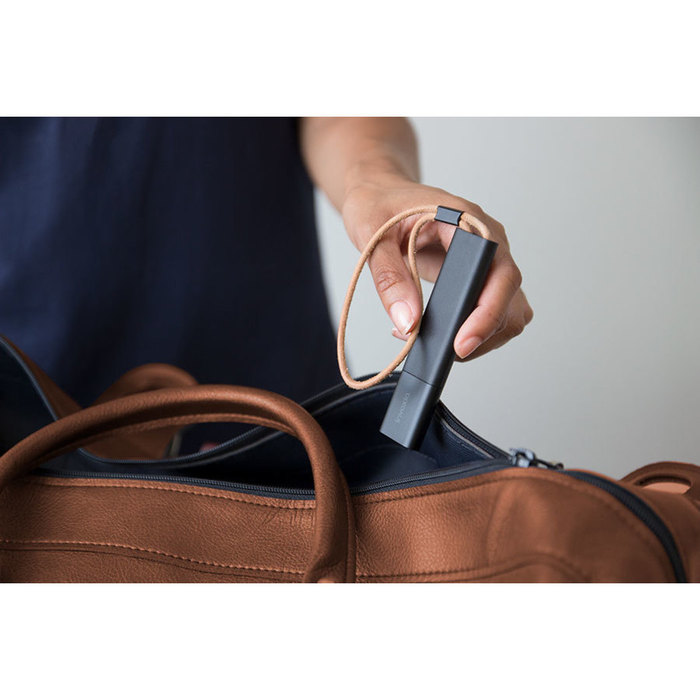 Roadie - Tracker GPS sans carte SIM - Localiser : voiture, moto, sac, enfant, personne &acirc;g&eacute;e - Jusqu'&agrave; 8 mois d'autonomie