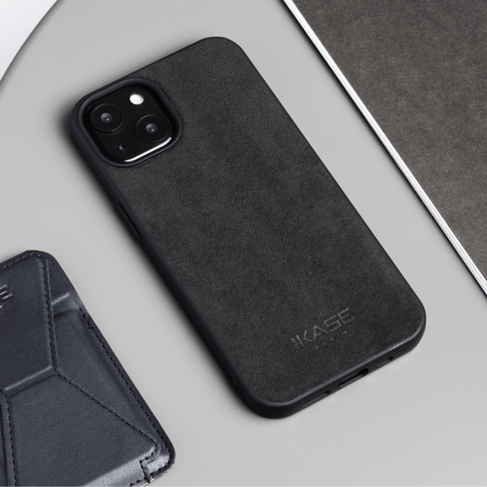 Coque en Su&egrave;de Alcantara pour Apple iPhone 13, Noir Minuit