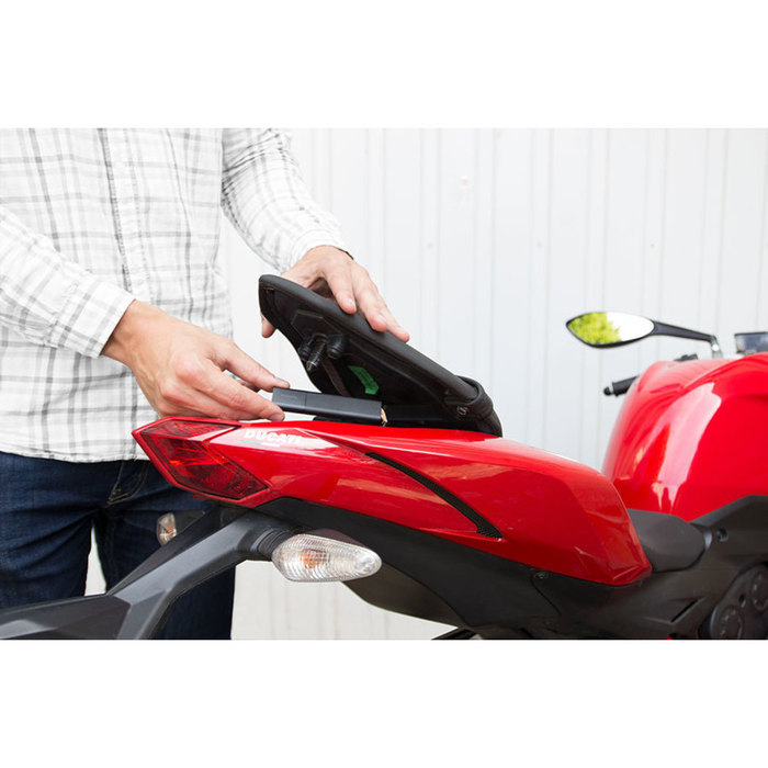 Roadie - Tracker GPS sans carte SIM - Localiser : voiture, moto, sac, enfant, personne &acirc;g&eacute;e - Jusqu'&agrave; 8 mois d'autonomie