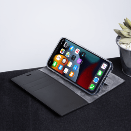 Diarycase 2.0 Coque clapet en cuir véritable avec support aimanté pour Apple iPhone 13 Pro, Noir Minuit