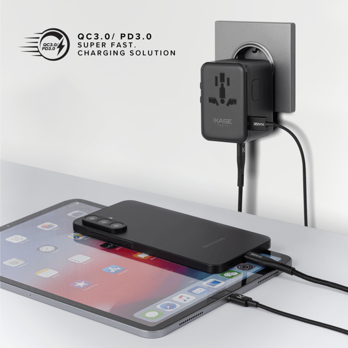 Supreme Universal Travel Adapter GaN 67W 4-bulit-in Port, Black