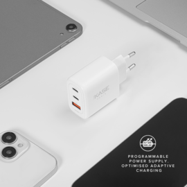 Chargeur Mural Trois Port Supreme+ Power GaN Fabriqu&eacute; Avec du 100% Plastique Recycl&eacute; - 65W (PPS), Blanc